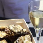 Vinb blanc et huîtres Marennes Oléron